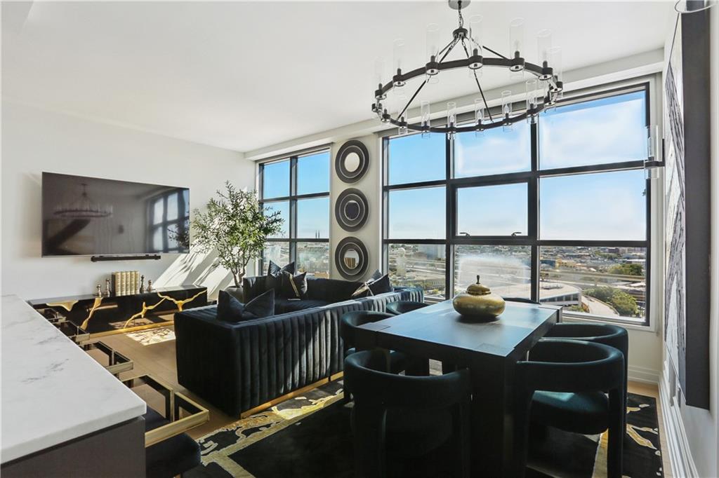 1001 JULIA Street 13A