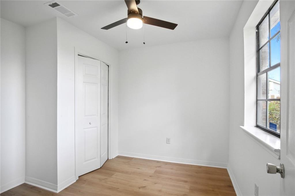 2119 HUMANITY. Street