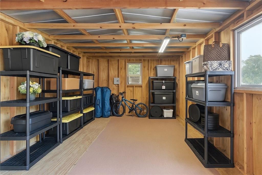1508 CRESCENT Drive