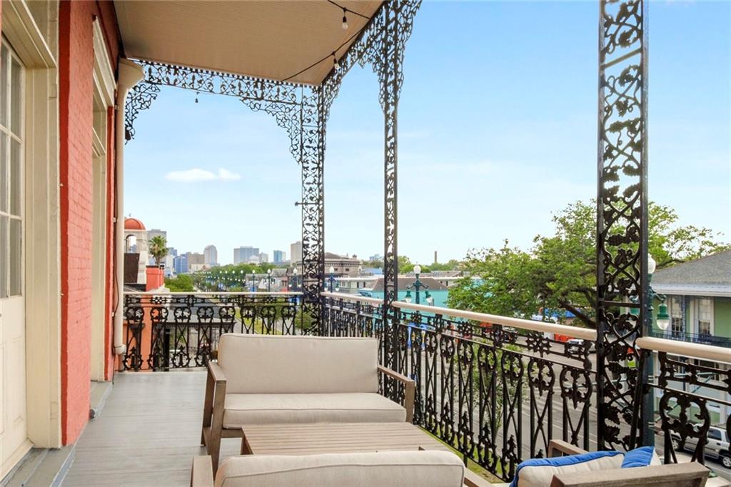 1212 N RAMPART Street 400