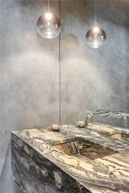 416 COMMON Street PHB