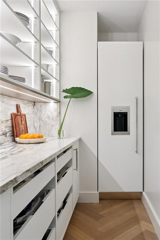 416 COMMON Street PHB