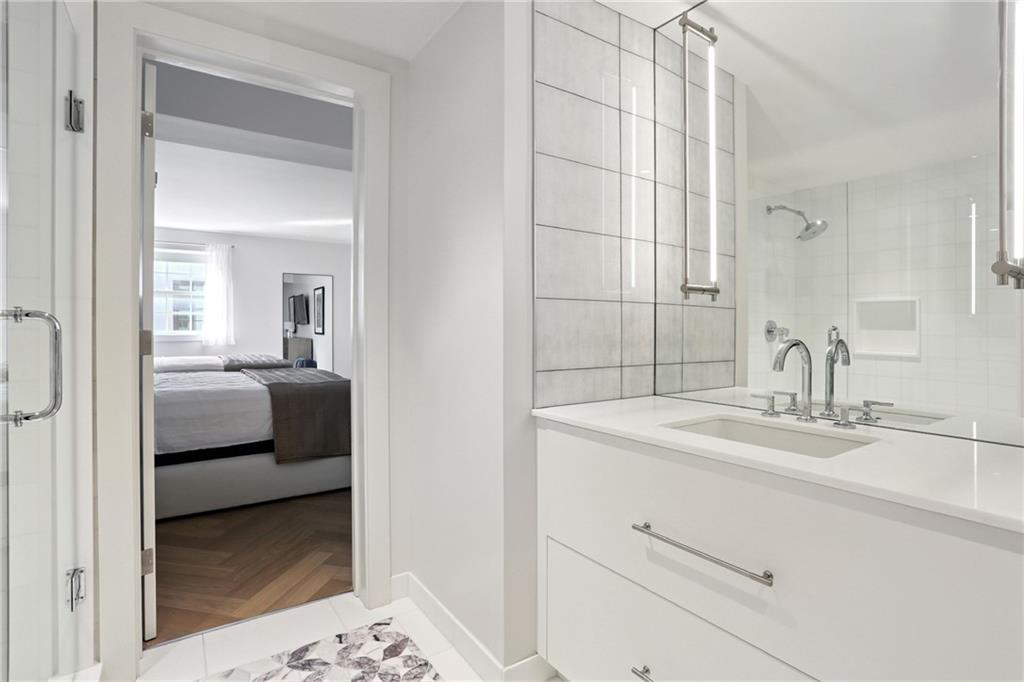 416 COMMON Street PHB