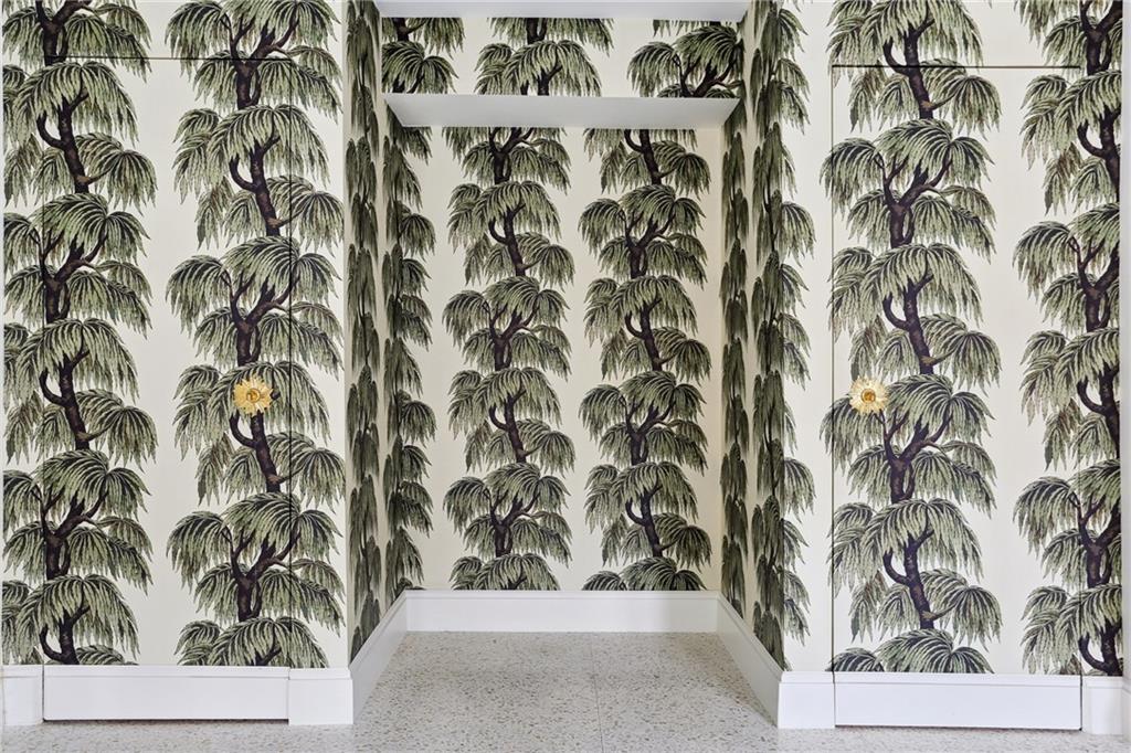 1729 PRYTANIA Street