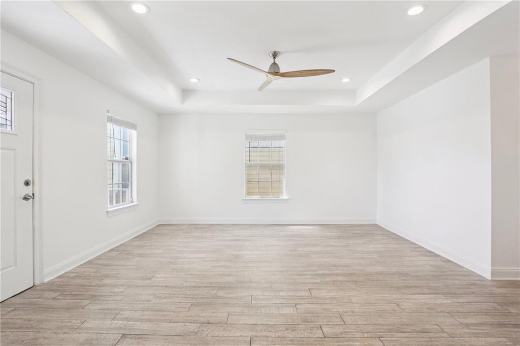 4415 TCHOUPITOULAS Street