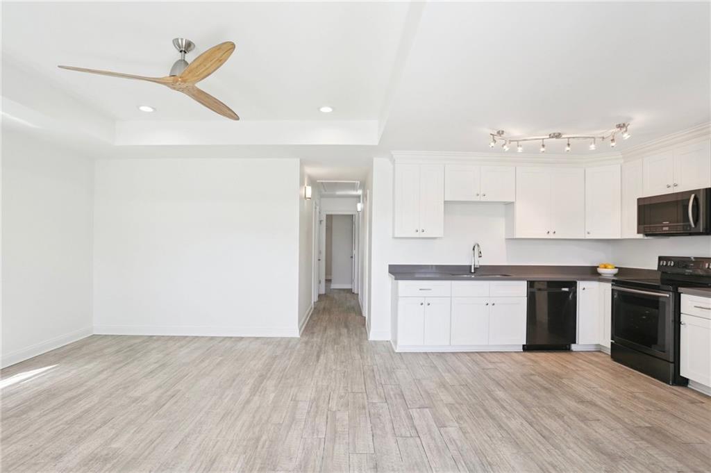 4415 TCHOUPITOULAS Street