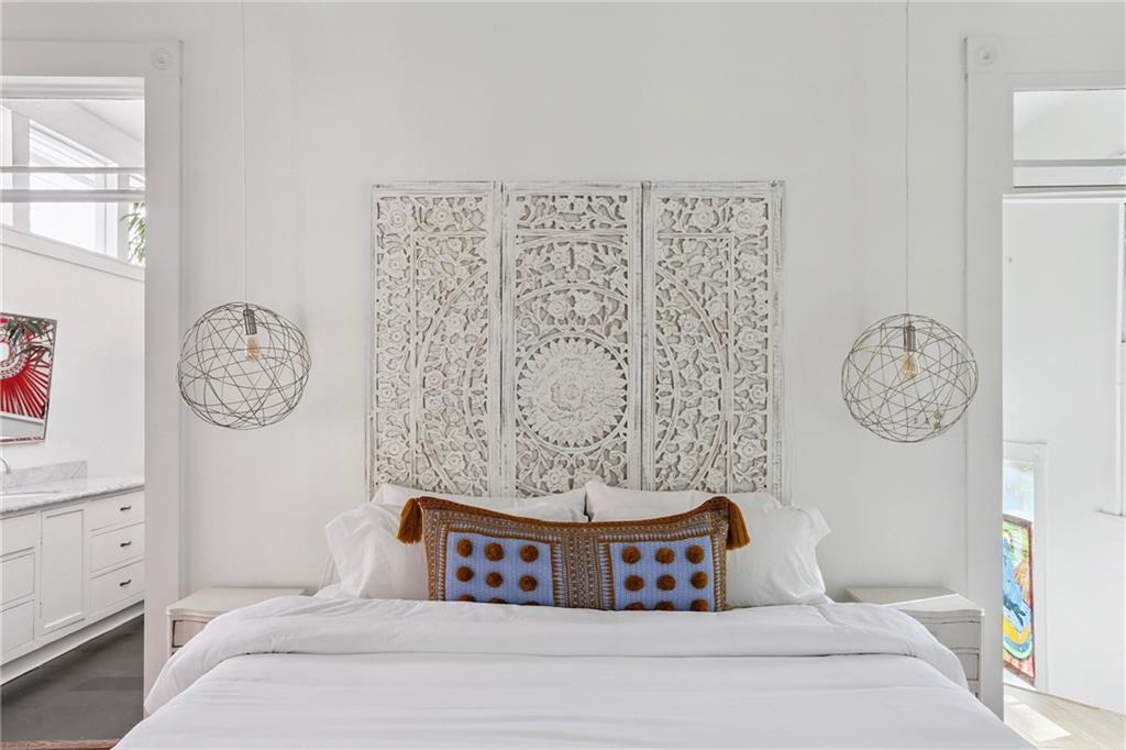 2126 BRAINARD Street