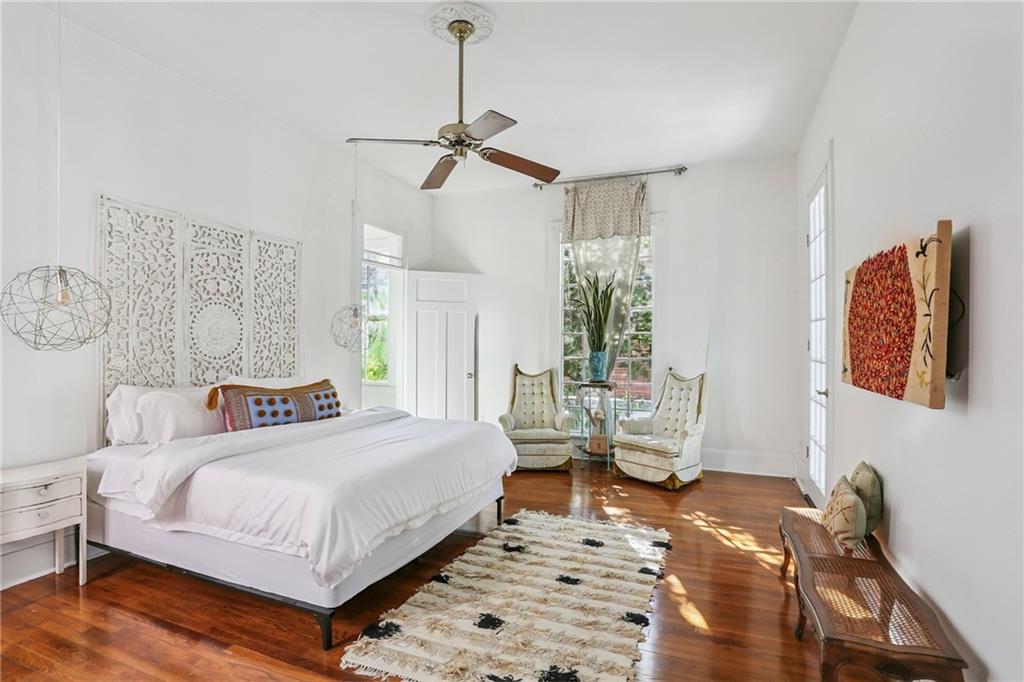 2126 BRAINARD Street