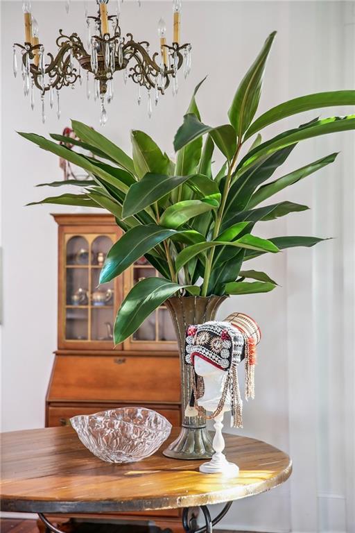 2126 BRAINARD Street