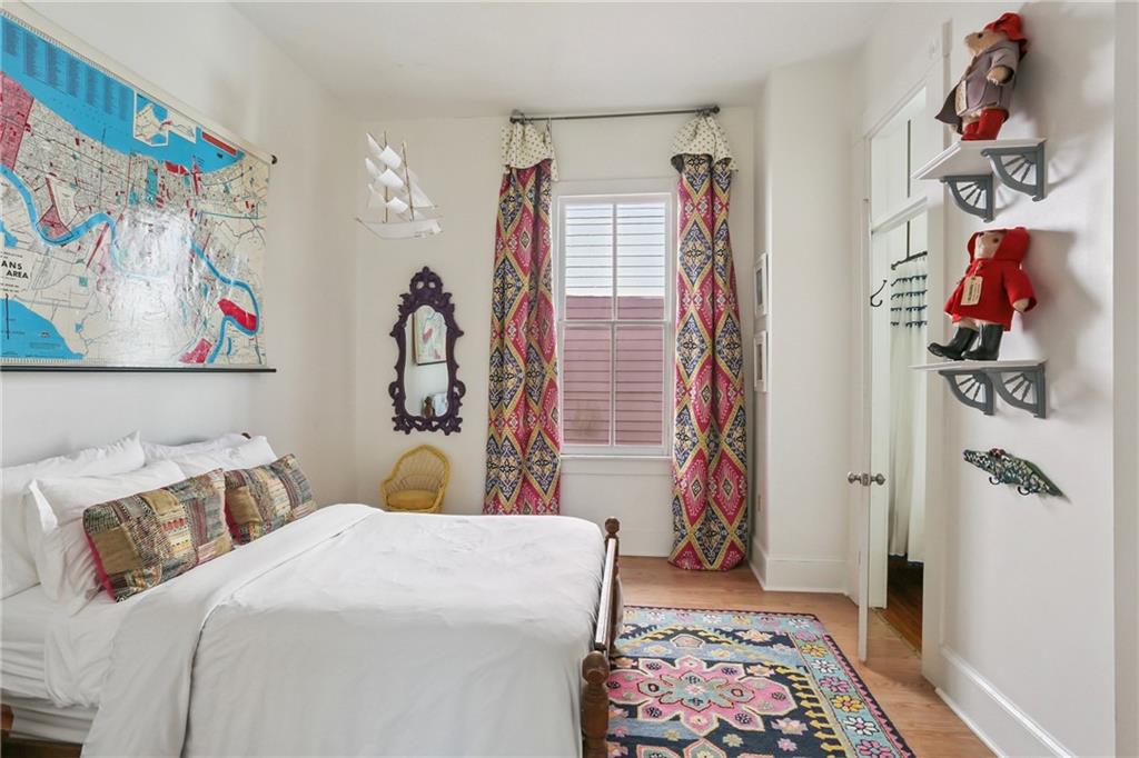 2126 BRAINARD Street