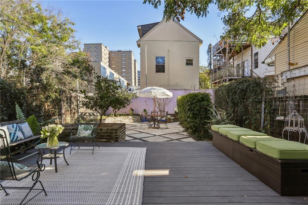 2126 BRAINARD Street