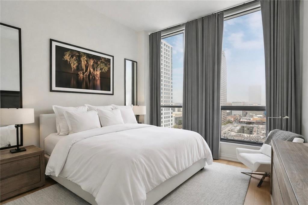 1001 JULIA Street 14E