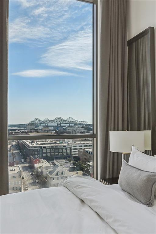 1001 JULIA Street 14E