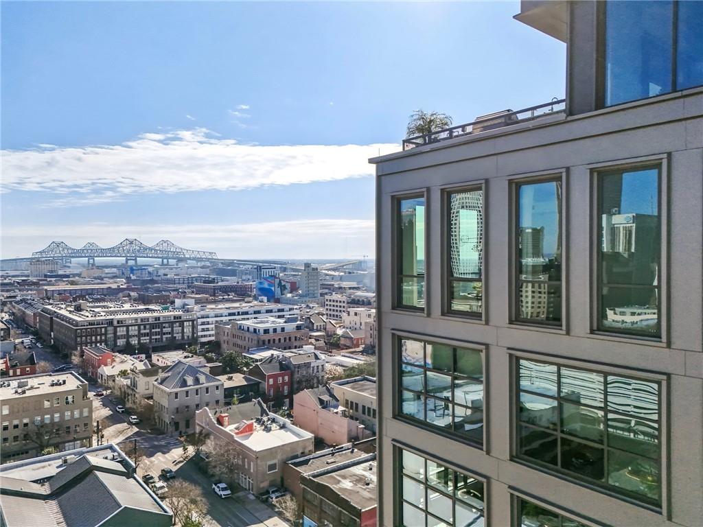 1001 JULIA Street 14E