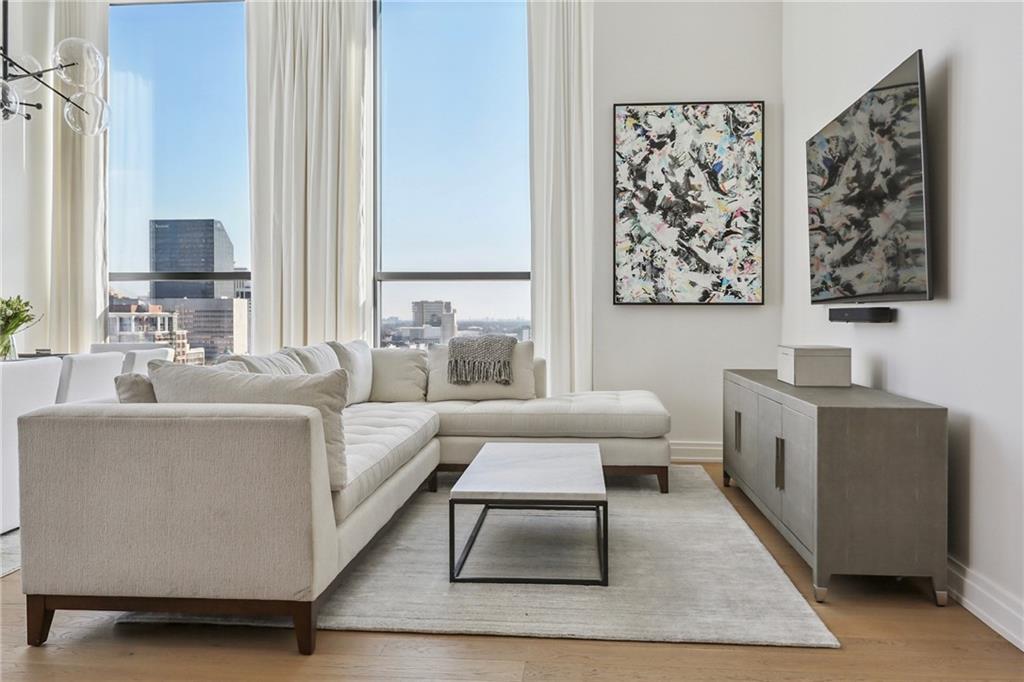 1001 JULIA Street 14E