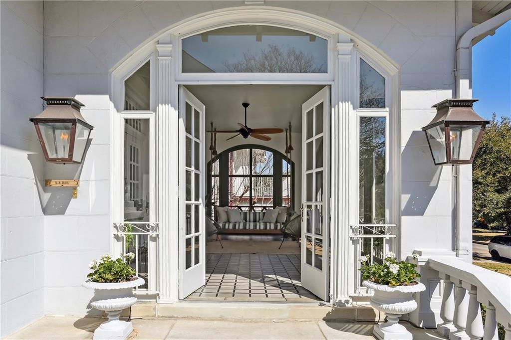 44 AUDUBON Boulevard