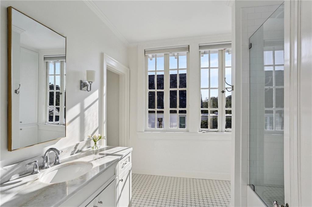 44 AUDUBON Boulevard