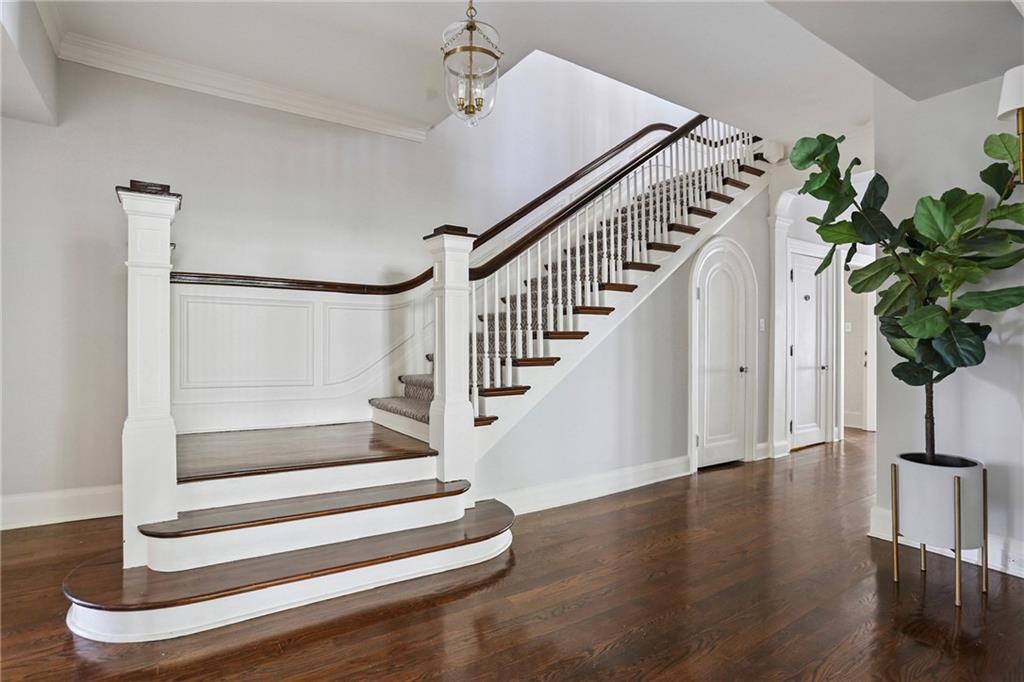 44 AUDUBON Boulevard