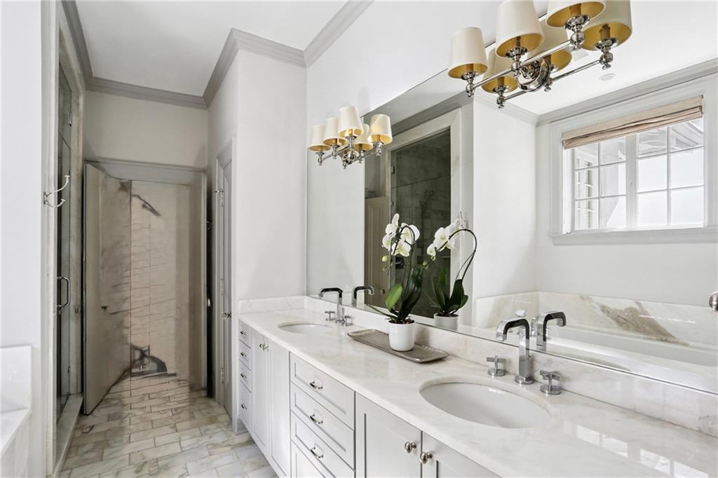 44 AUDUBON Boulevard