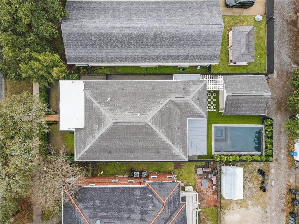 6838 CANAL Boulevard