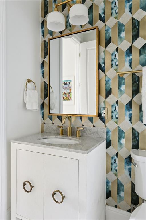 6838 CANAL Boulevard