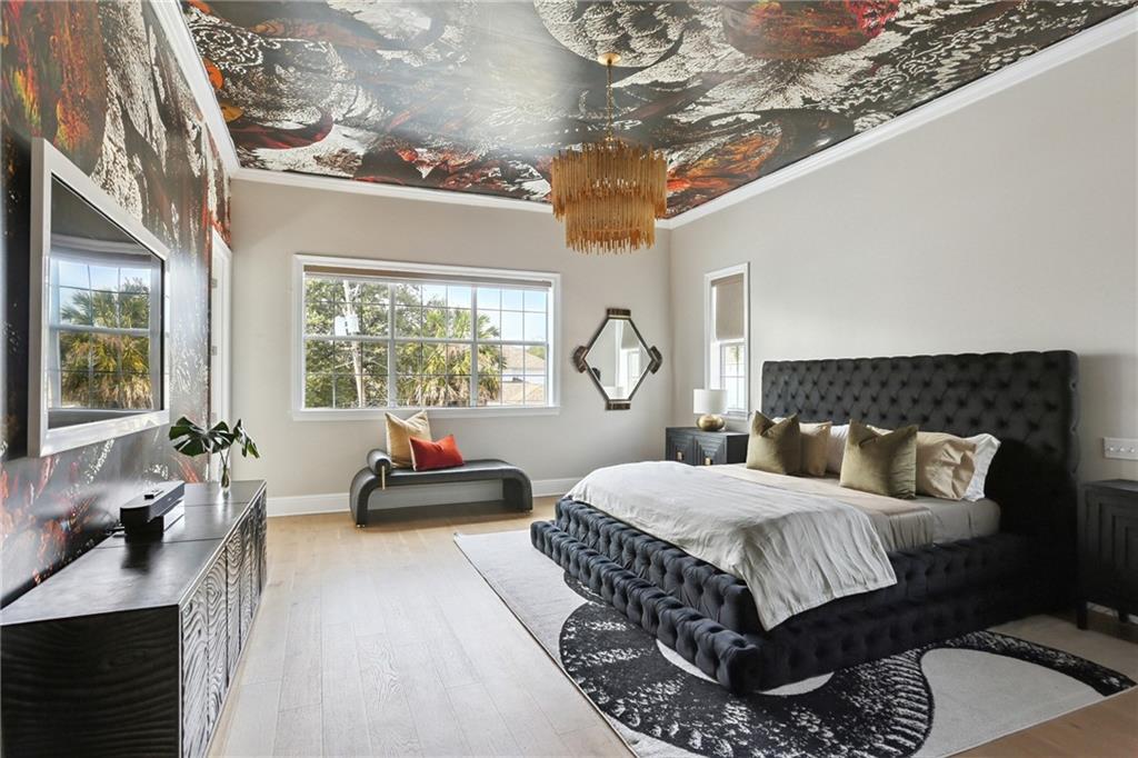 6838 CANAL Boulevard