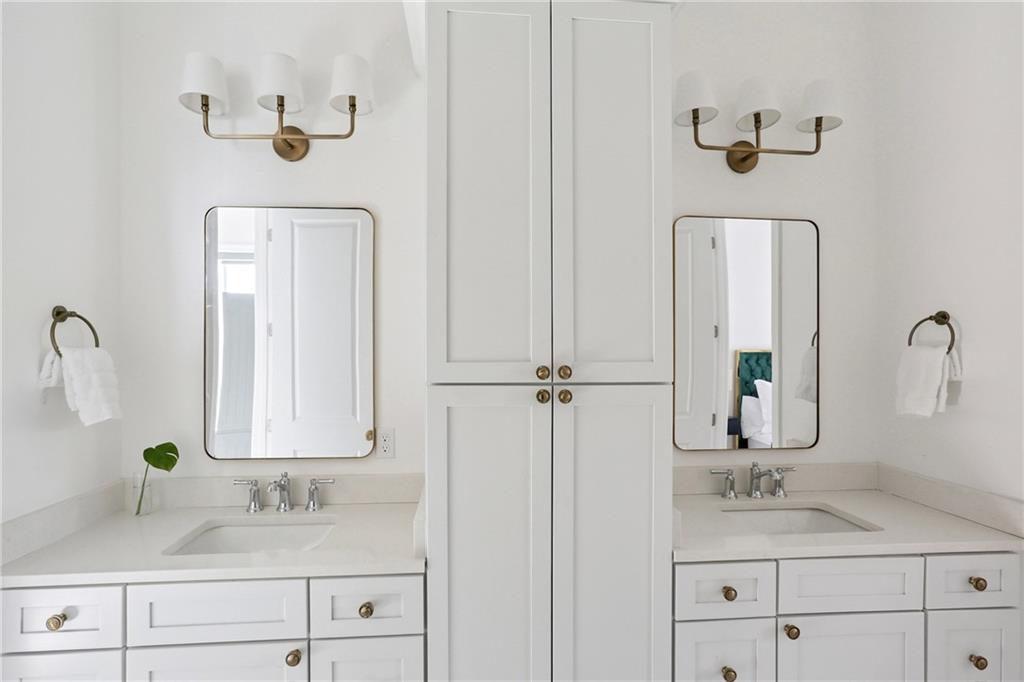 6838 CANAL Boulevard