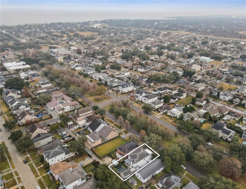 6838 CANAL Boulevard