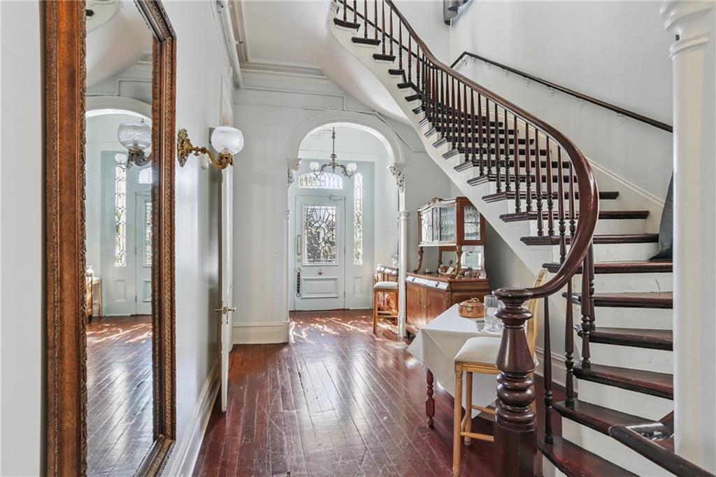 3607 MAGAZINE Street