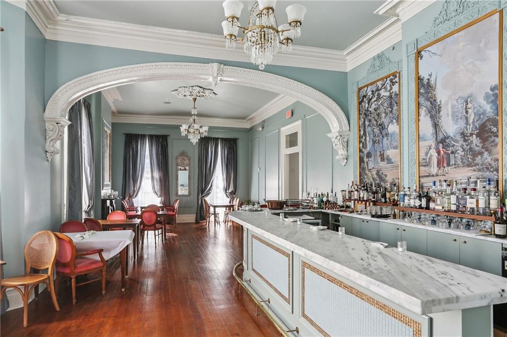 3607 MAGAZINE Street