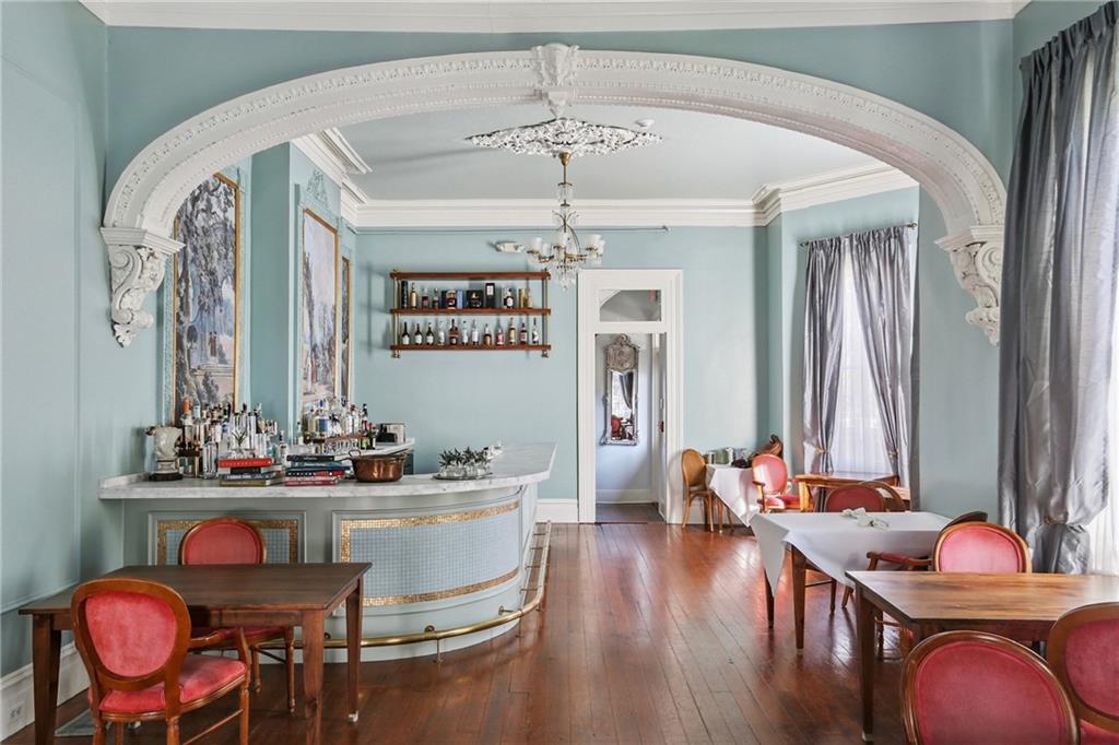 3607 MAGAZINE Street