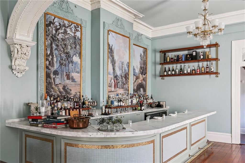 3607 MAGAZINE Street