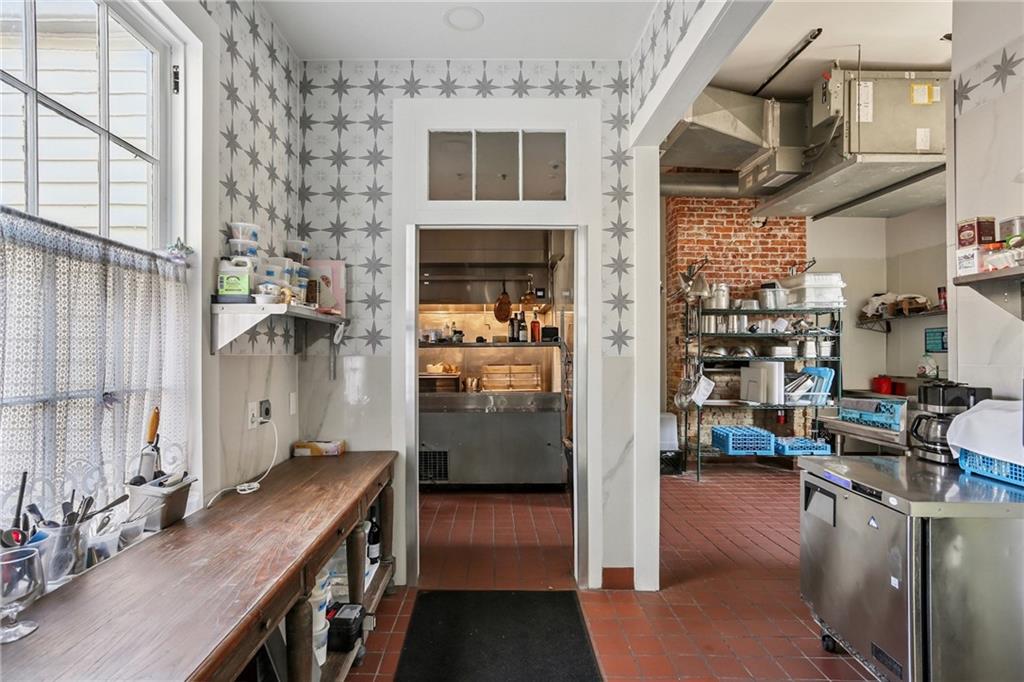 3607 MAGAZINE Street