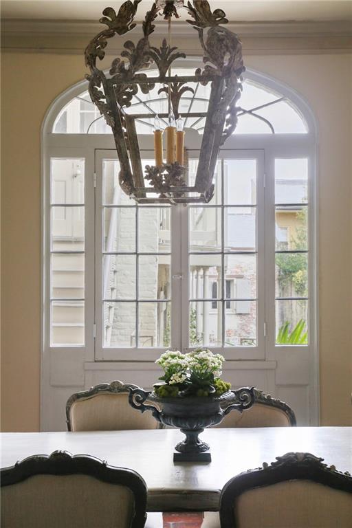 525 ST. LOUIS Street