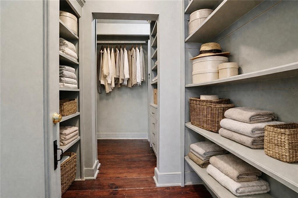 525 ST. LOUIS Street