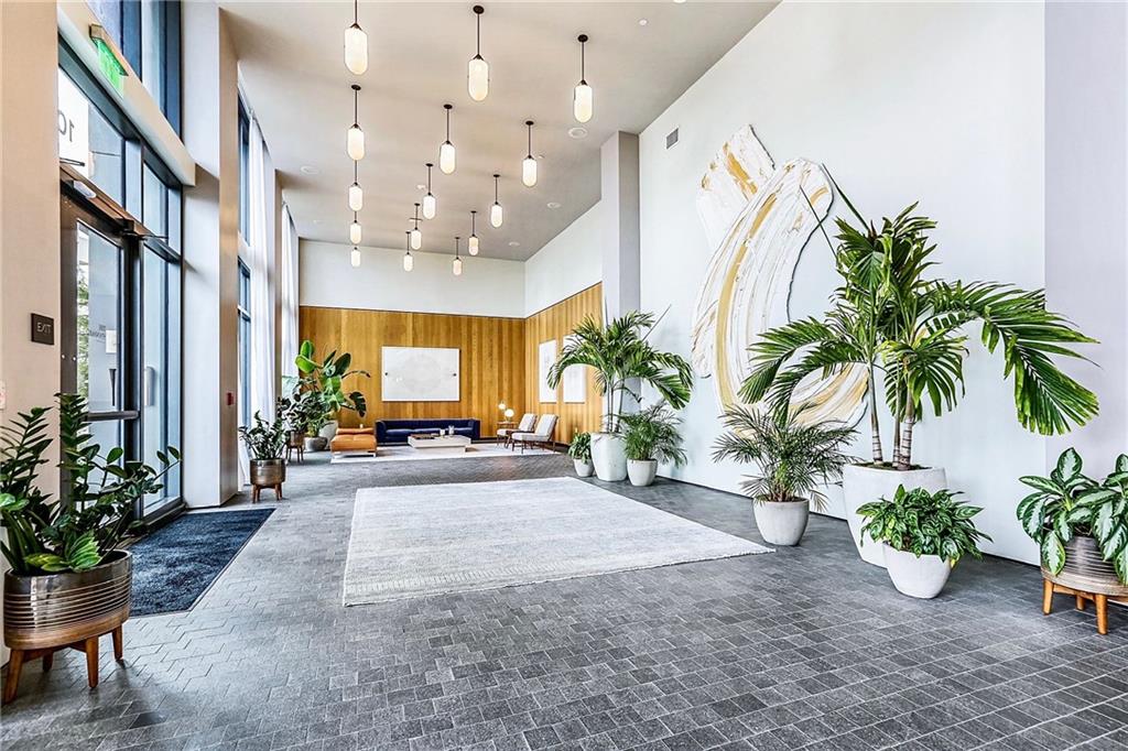 1001 JULIA Street 10B