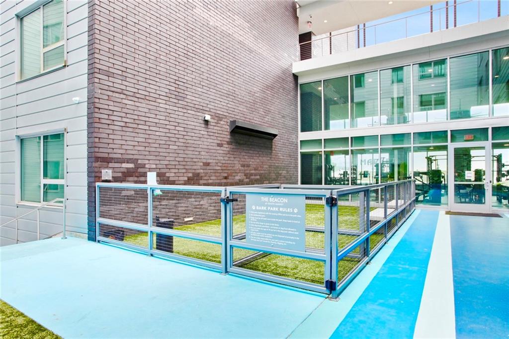 1000 GIROD Street PH2