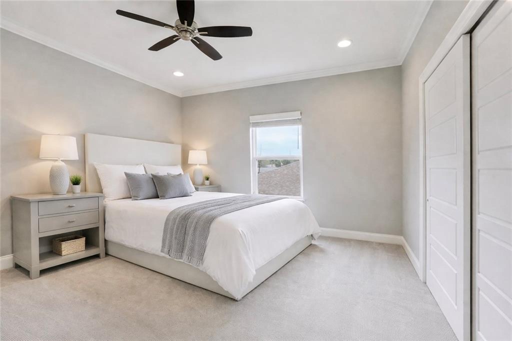 1504 CARNATION Avenue