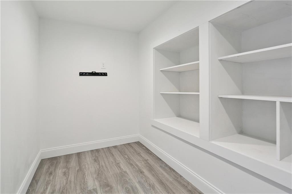 1504 CARNATION Avenue