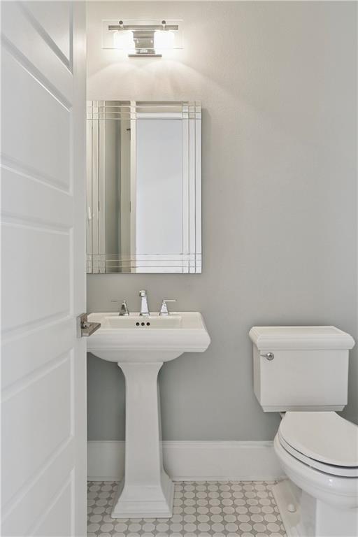 1504 CARNATION Avenue