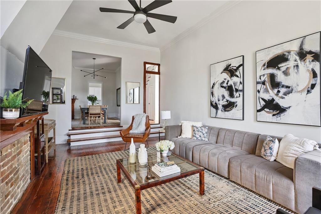 4431 TCHOPITOULAS Street