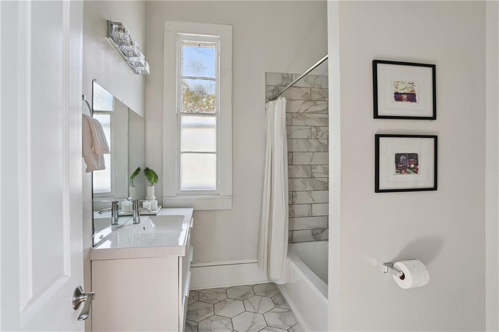 4431 TCHOPITOULAS Street