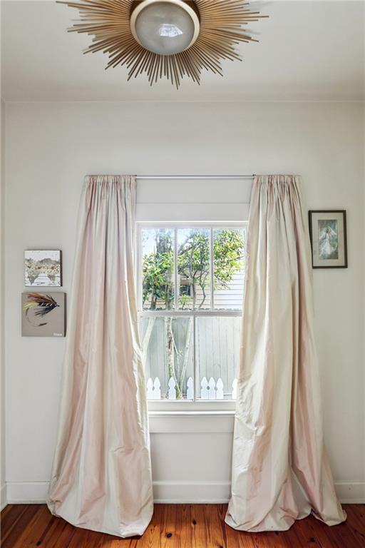 721 CONSTANTINOPLE Street