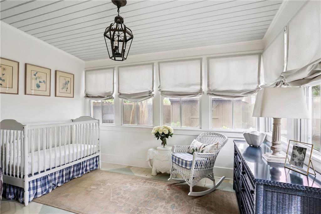 721 CONSTANTINOPLE Street