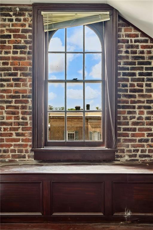 2003 05 CARONDELET Street