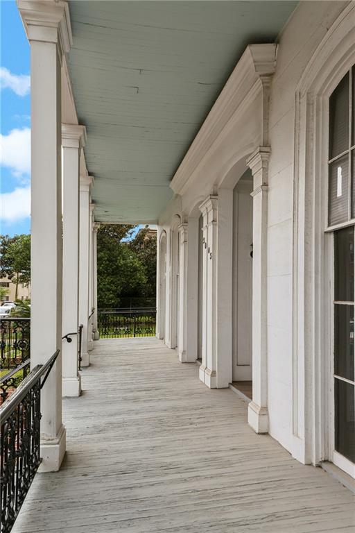 2003 CARONDELET Street