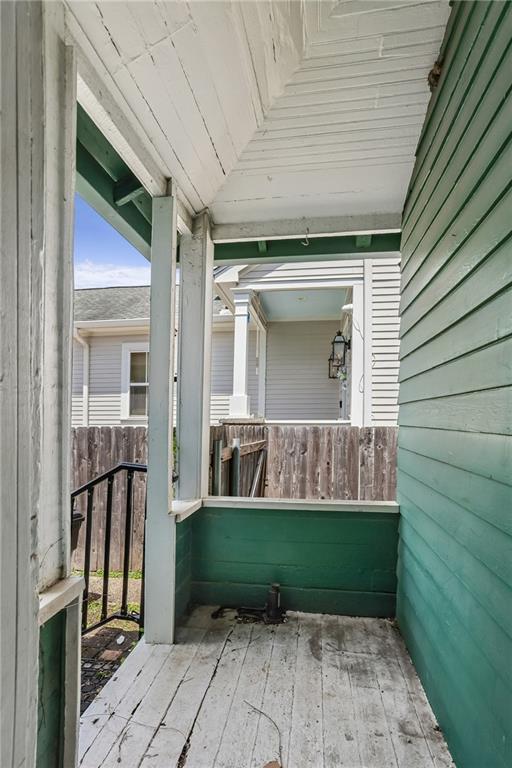 917 DUFOSSAT Street
