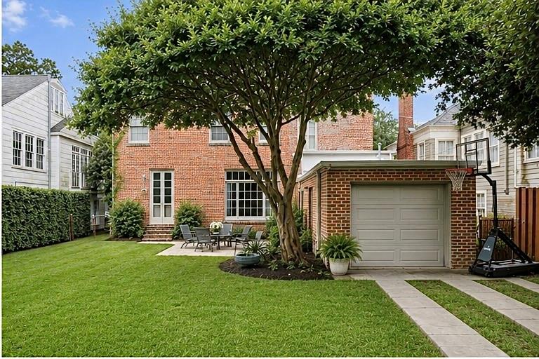 4145 VENDOME Place
