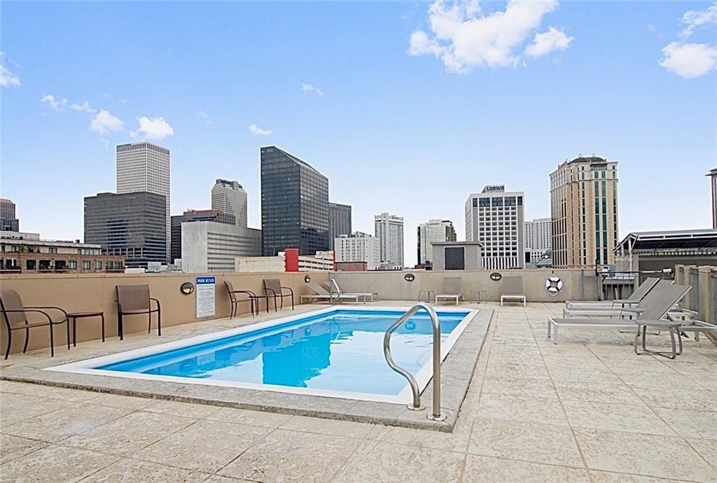 333 JULIA Street 204