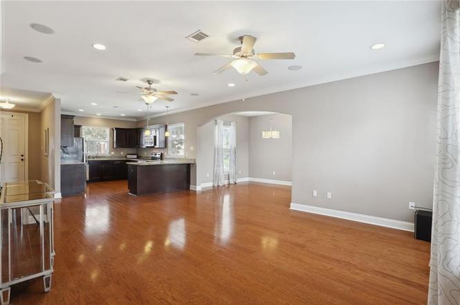 1525 GARDENA Drive